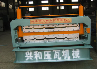 中国 鋼鉄屋根のパネルを作るための機械を形作る自動二重デッキ ロール サプライヤー