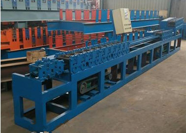 中国 機械、機械を形作る鋼鉄スタッド ロールを形作る5.5KWロール シャッター ドア  サプライヤー